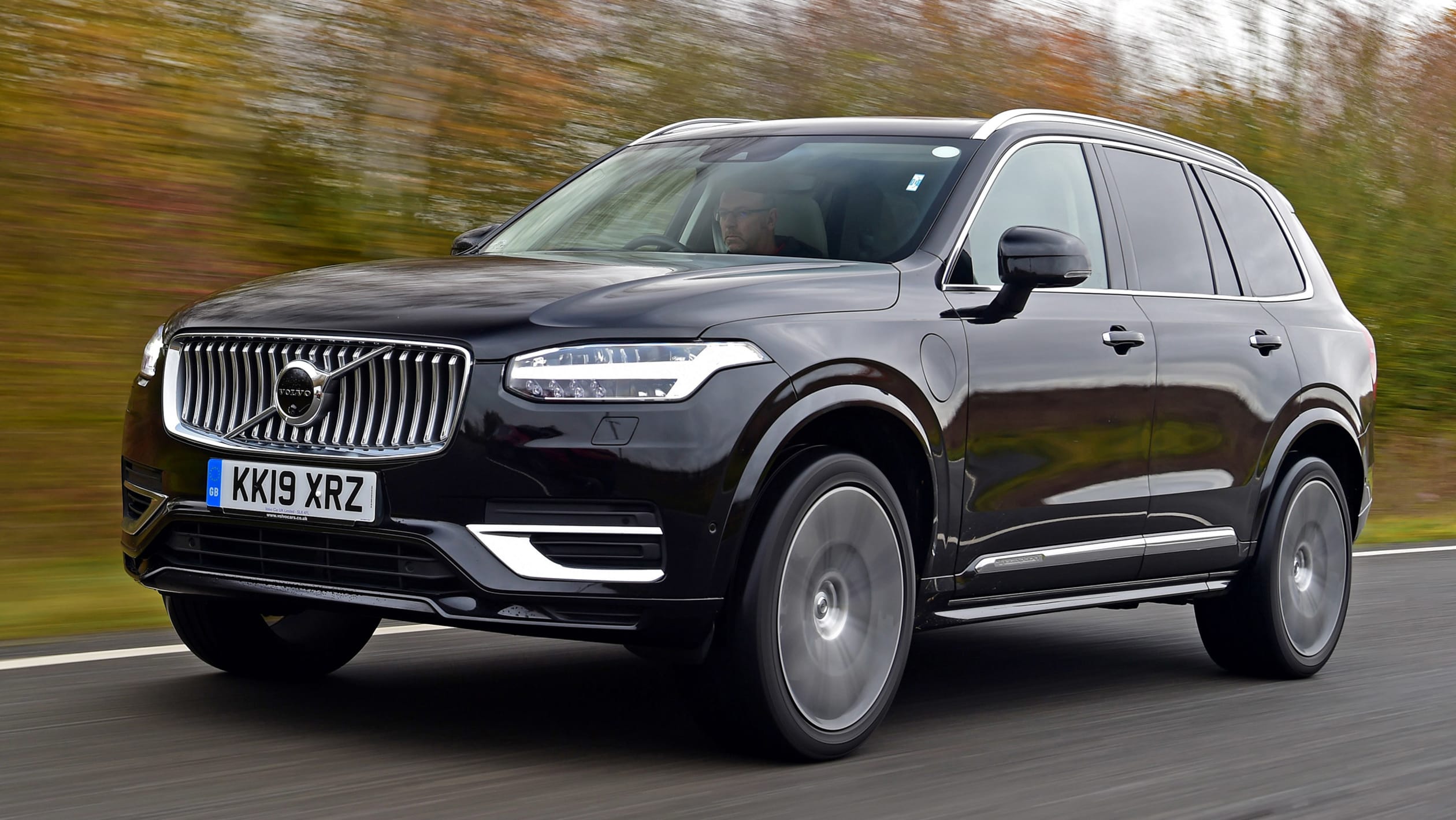  Volvo XC90  SUV MPG running costs CO2 Carbuyer